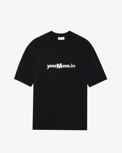 basic-black-t-shirt-yessmess.webp